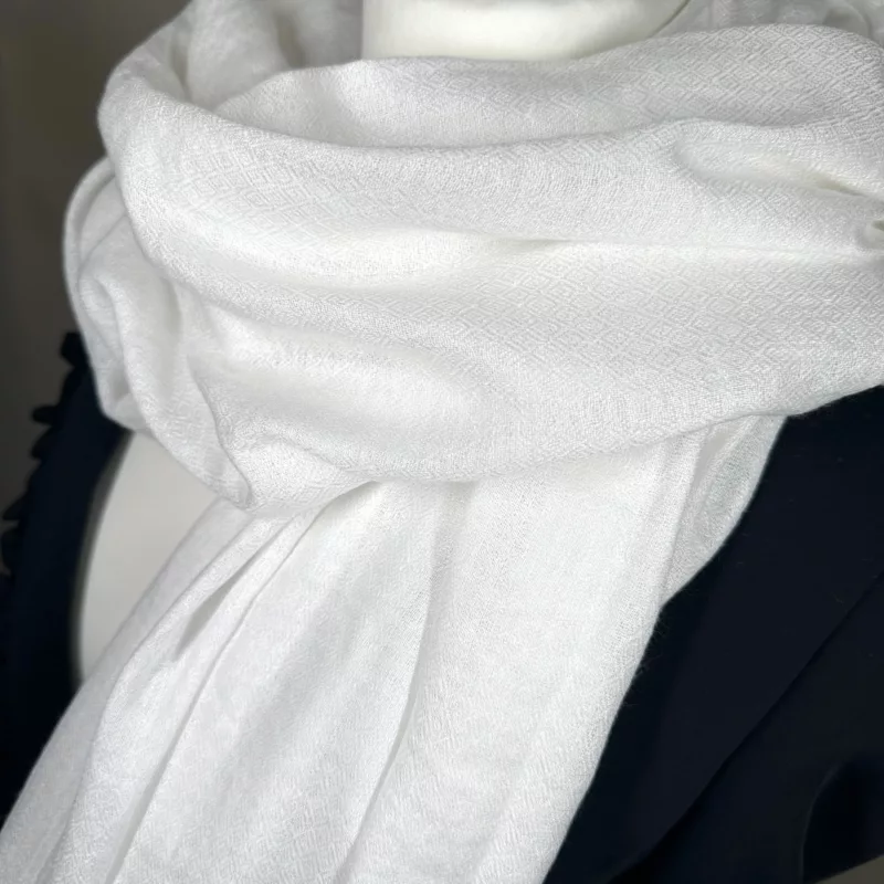 Étole Cachemire Blanche – Image 3